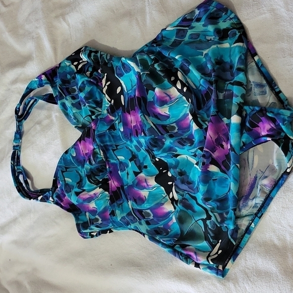 Catalina Suddenly Slim One Piece Swimsuit  Size 4/6 - Picture 1 of 10